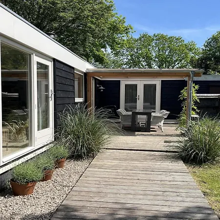 For 4 Guest Holiday home Sint Maartensvlotbrug