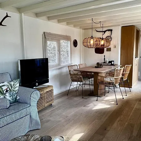 For Four Guests Near * Sint Maartensvlotbrug