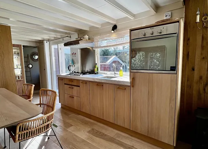 Tatil Evi For Four Guests Near Sint Maartensvlotbrug