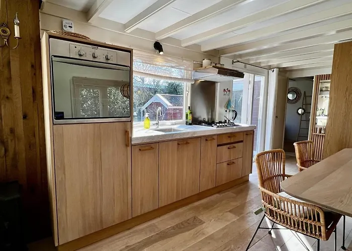 For Four Guests Near Sint Maartensvlotbrug